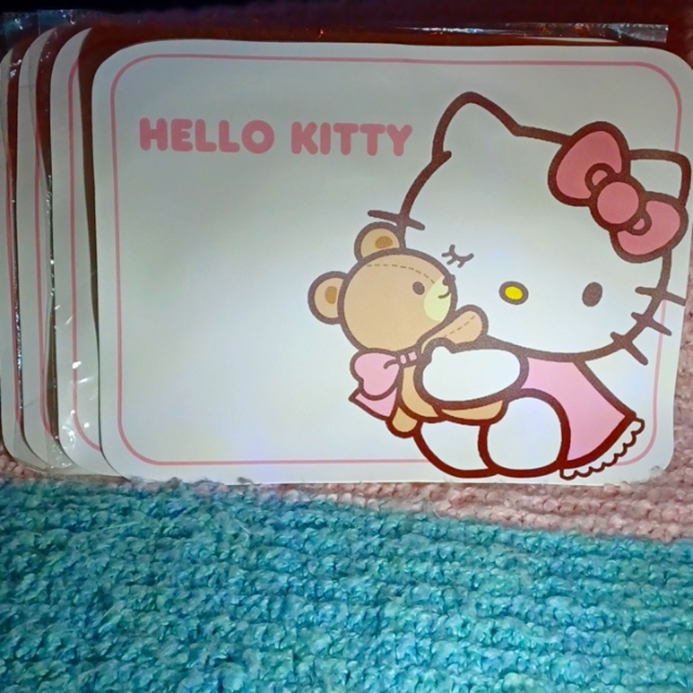 4 Hello Kitty Placemats